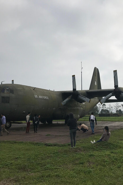 From Hue: DMZ Deluxe Tour with Lunch - Lunch at a Local Restaurant