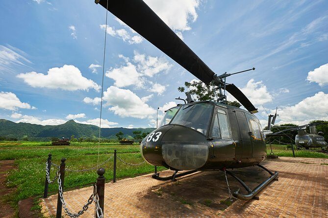 From Hue: DMZ Vinh Moc Tunnels and Khe Sanh - Deluxe Group Tour - Transport and Group Size