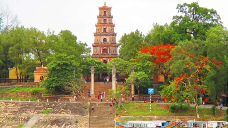 FROM HUE : HUE CITY TOUR AND DRAGON BOAT TRIP - Exploring Hue: A Glimpse into Vietnam’s Imperial Past