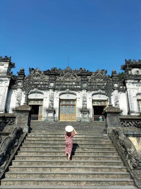 From Hue : private city tour with English speaking driver - Key Points