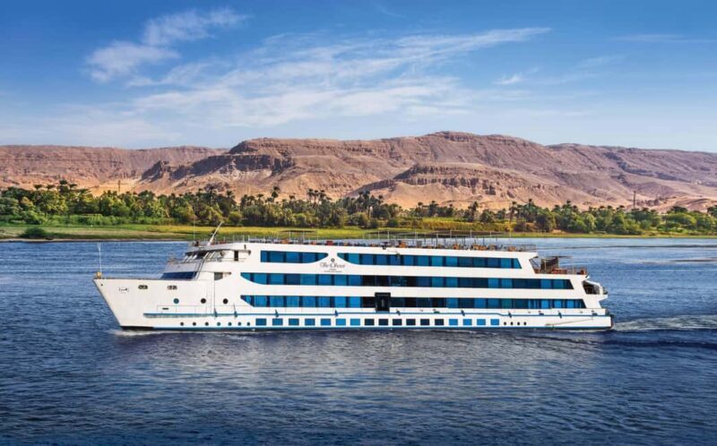 From Hurghada: 3-Day Nile Cruise to Aswan & Hot Air Balloon - Day 2: Temples and Sailing