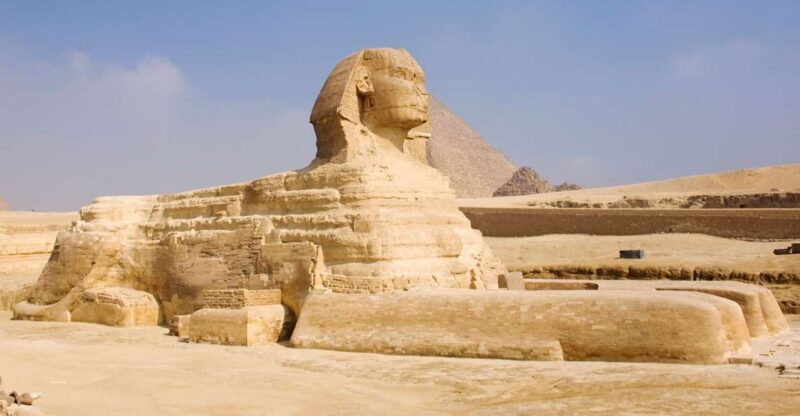 From Hurghada: Cairo Private Day Tour with Flights & Lunch - Detailed Tour Breakdown