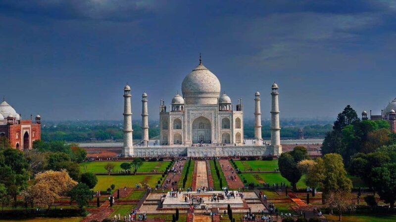 From Hyderabad: 2 Day Taj mahal Tour with Flights & 5* Hotel - Key Points