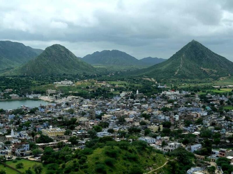 From Jaipur: Temple Town Pushkar Day Trip with Camel Safari - What to Expect