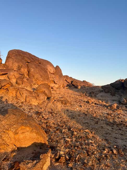From Jeddah: Moon Valley Guided Hike with Meditation - Who Would Love This Tour?