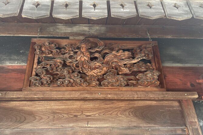 From Kanazawa: Shirakawa-go, Gokayama and Wood Carving Village - Inami: Wood Carving Town and Zuizenji Temple