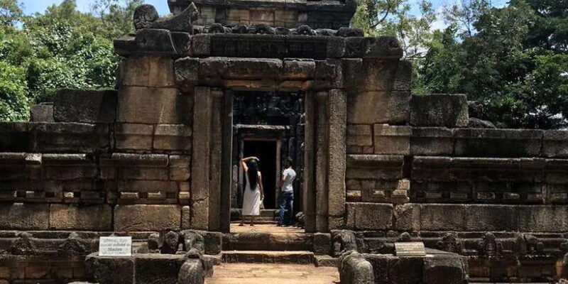 From Kandy to Sigiriya Day Tuk Tuk Trip - Practical Tips and Considerations