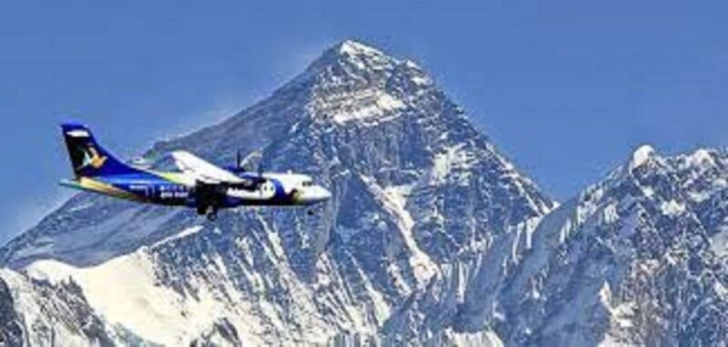 From Kathmandu: Budget Tour, Everest Mountain flight - The Experience: A Closer Look