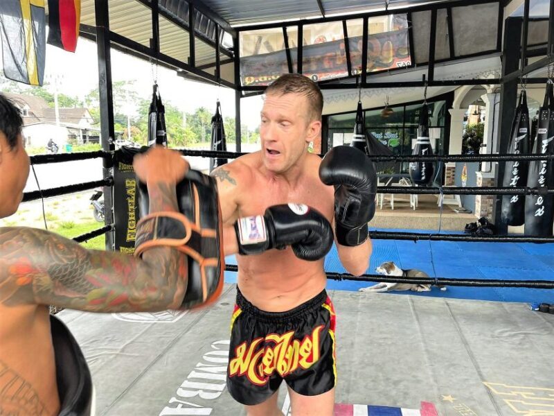 From Khaolak: Muay Thai Class - A Close Look at the Muay Thai Class Experience