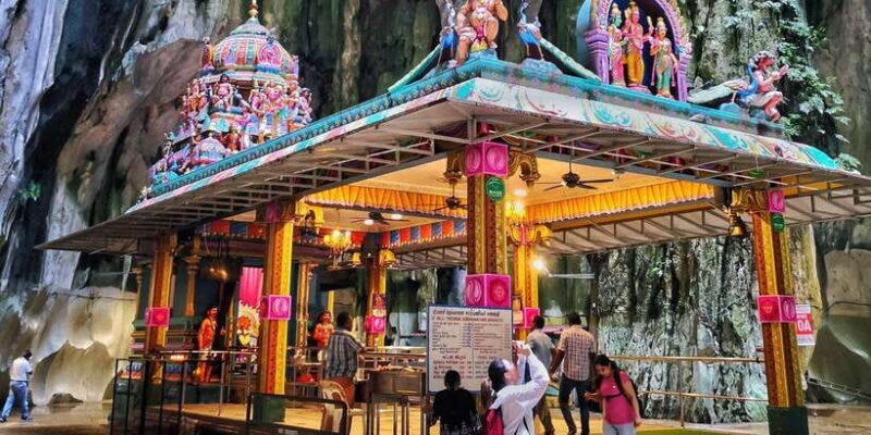From Kuala Lumpur: Colmar Tropicale and Batu Caves Day Trip - Authentic Experiences & Traveler Insights
