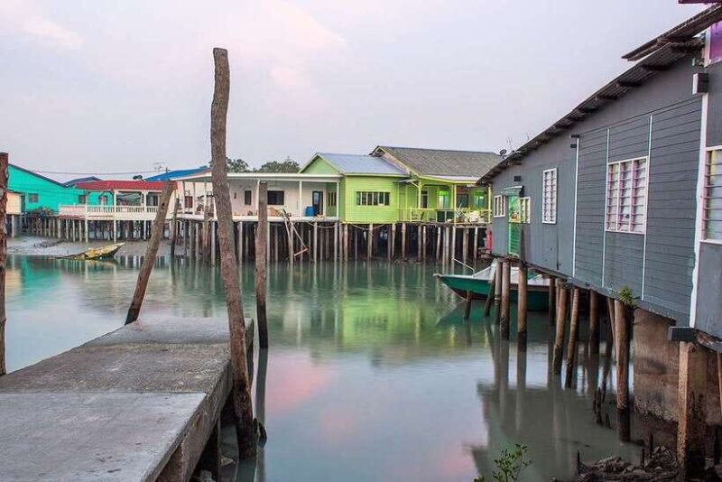 From Kuala Lumpur: Crab Island Tour with Seafood Lunch - Port Klang and the Ferry Ride