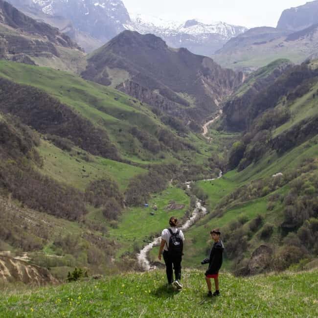 From Kuzun to Laza: Hiking Tour with Waterfalls Adventure - Exploring the Itinerary in Detail