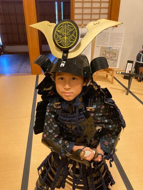 From Kyoto/Osaka/Kobe: Samurai Armor Dressing in a Castle - A Practical Look at the Tour Experience