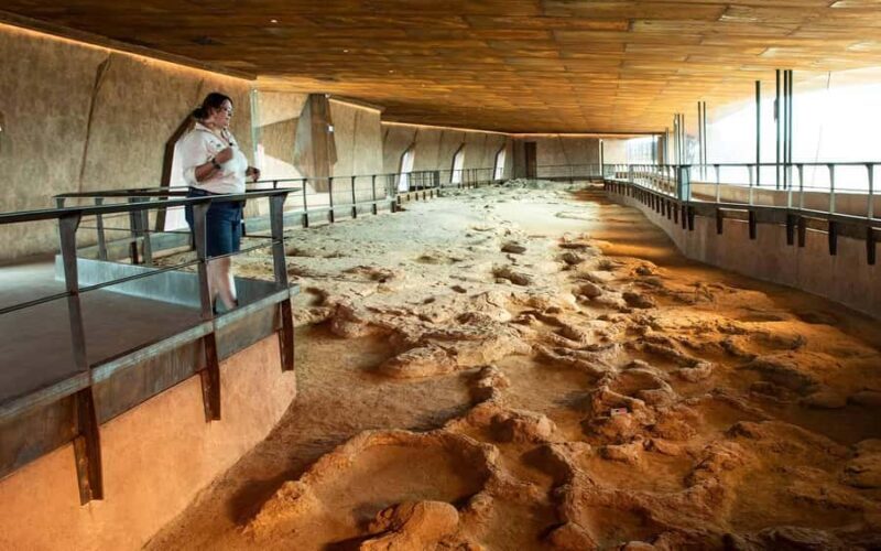 From Longreach: Outback Winton Full Day Tour - Discovering Winton: An Outback Adventure from Longreach