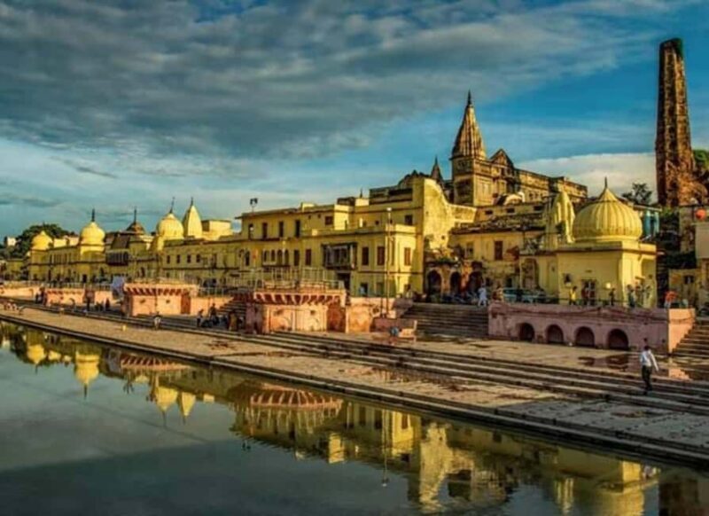 From Lucknow: Ayodhya Private Tour with Lunch and Boat Ride - Visiting the Shri Ram Janma Bhoomi