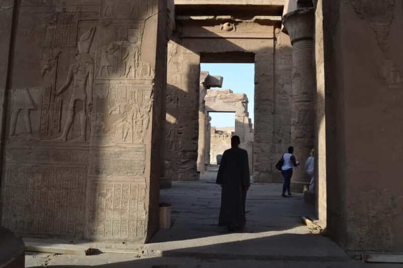 From Luxor: Private Edfu and Kom Ombo Temples Tour & Lunch - What Travelers Are Saying