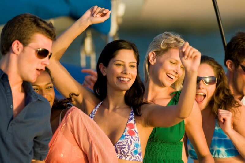 From Ma'alaea: Sunset Dinner Cruise Aboard the Quicksilver - The Setting and Meeting Point