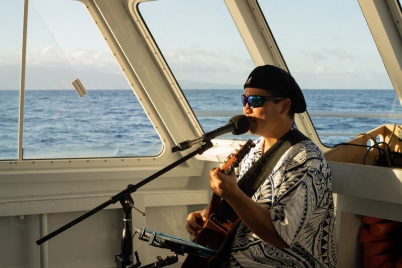 From Ma'alaea: Sunset Dinner Cruise Aboard the Quicksilver - Who It’s Best For