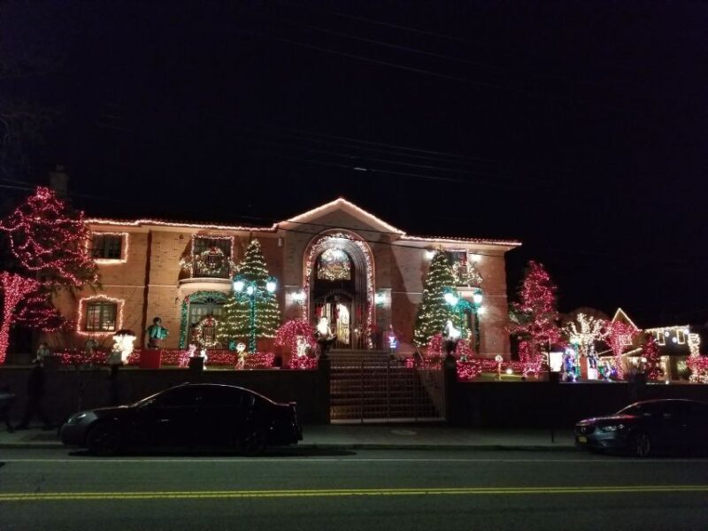 From Manhattan: 4-Hour Brooklyn Christmas Magic Tour - What Past Travelers Say