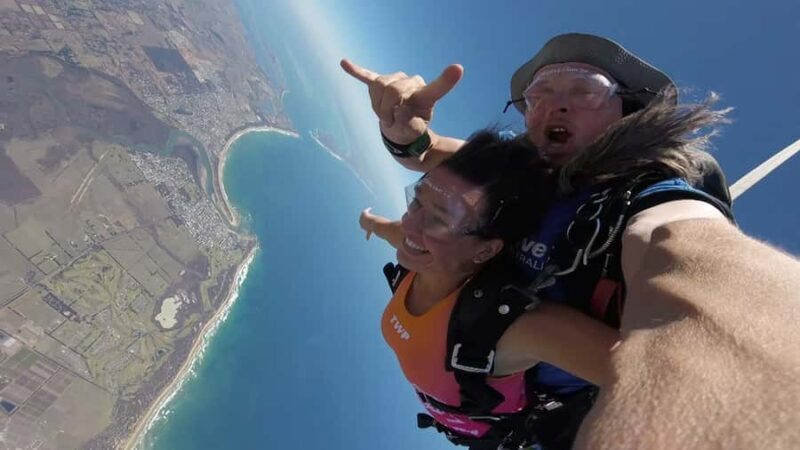 From Melbourne: Tandem Skydive over Great Ocean Road - The Stunning Scenery