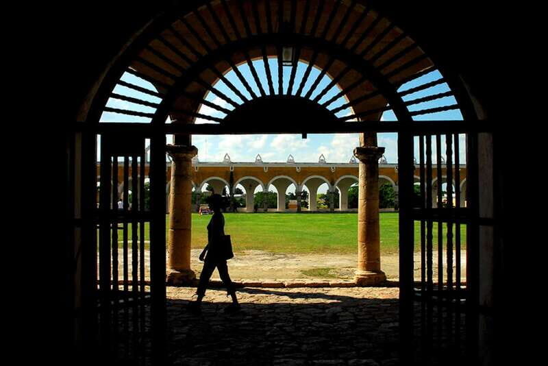 From Merida: Izamal and Valladolid Guide Tour & Yucatan Meal - FAQ