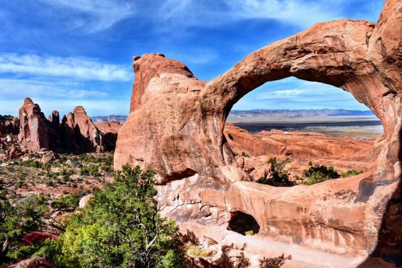 From Moab: Arches National Park 4x4 Drive and Hiking Tour - FAQ