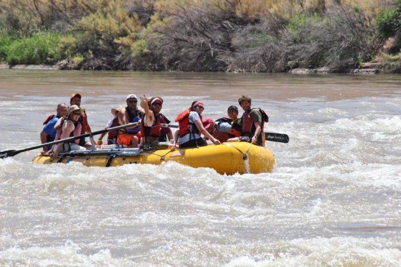 From Moab: Canyonlands 4x4 Drive and Colorado River Rafting - FAQ