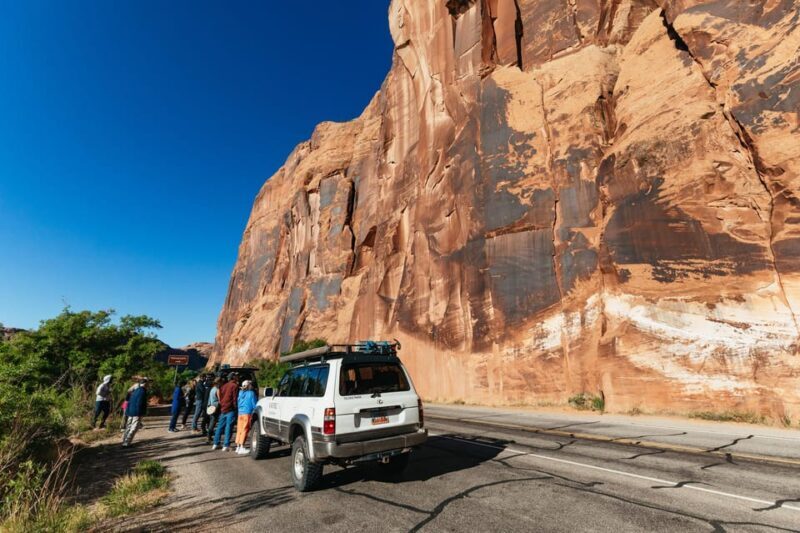 From Moab: Sky District Canyonlands National Park 4x4 Tour - Who Should Consider This Tour?
