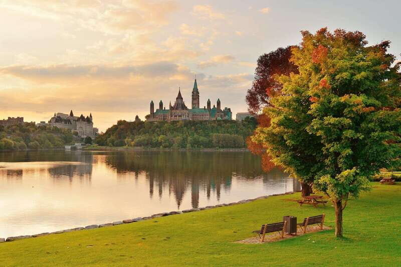 From Montreal: Ottawa with Private Guide and Pickup - FAQs
