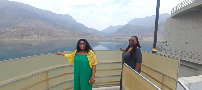 From Muscat: Wadi Shab and Bimmah Sinkhole Full Day - Authenticity and Experience