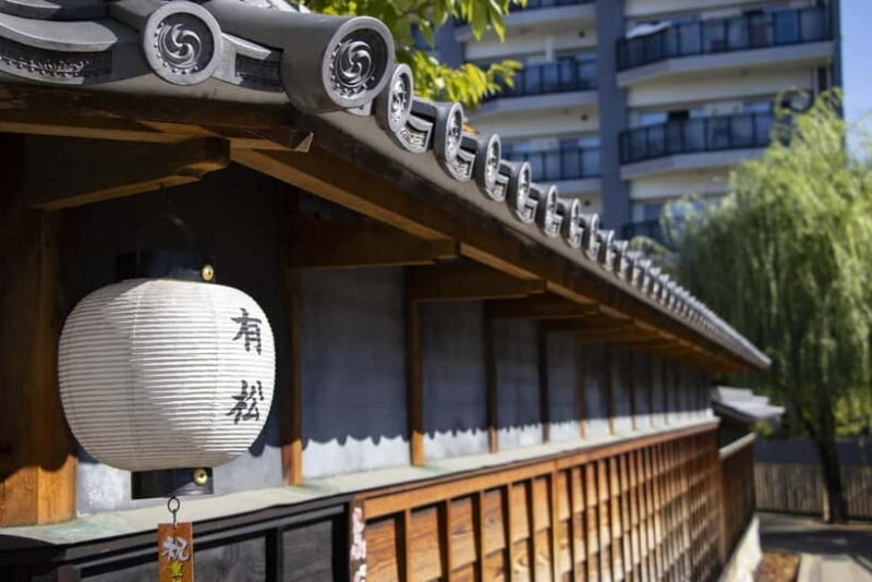 From Nagoya: Crafting Traditions in Tokoname and Arimatsu - Understanding the Value