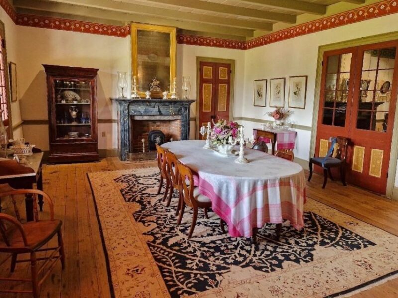 From New Orleans: Oak Alley or Laura Plantation Tour - Authenticity and Education