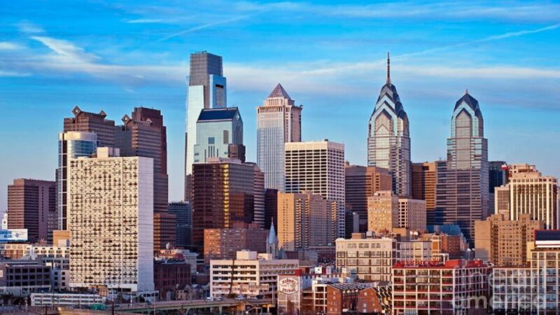 From New York City: Philadelphia & Amish Community Day Trip - Exploring the Philadelphia Highlights