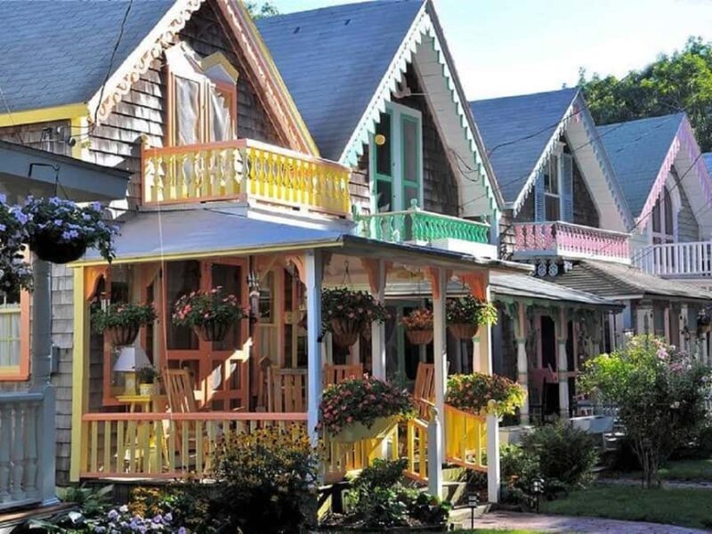 From New York: Essex & Martha's Vineyard 2-Day Tour - Key Points