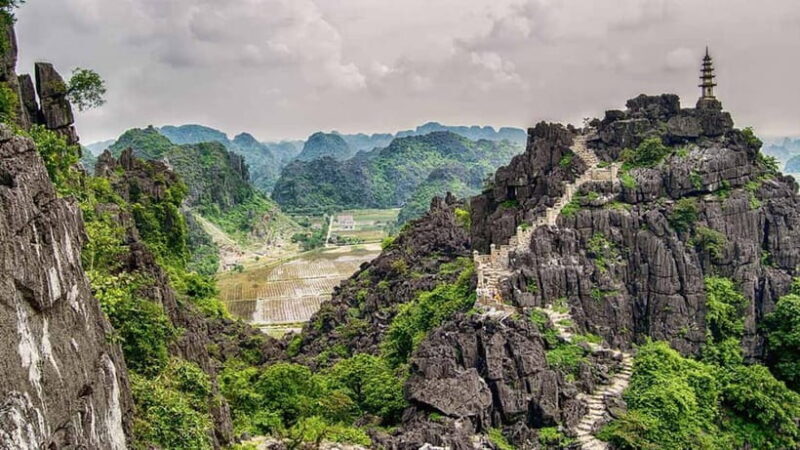 From Ninh Binh: Trang An boat, Mua Cave, Hoa Lu & Bich Dong - Lunch Break: Tasting Local Flavors