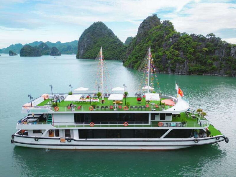 From Ninh Binh:Day Ha Long Bay Premium Cruise-Buffet&Jacuzzi - Key Points