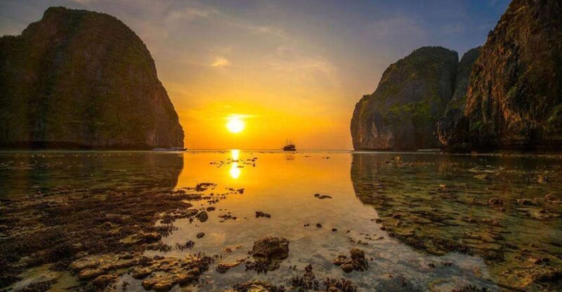 From Phi Phi: Sunset & Bioluminescent Plankton Snorkel Tour - An In-Depth Look at the Experience