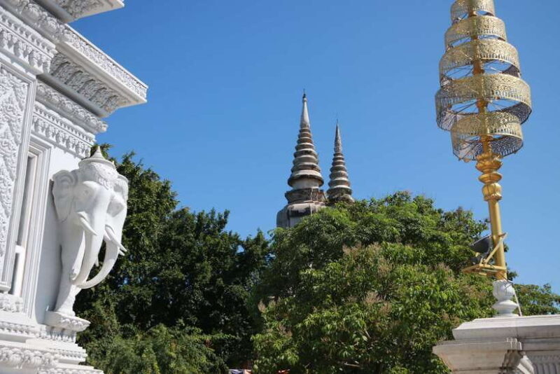 From Phnom Penh: Oudongk Mountain and Koh Chen Island Tour - Authentic Experiences & Genuine Encounters