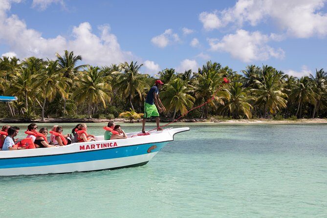 From Punta Cana: Saona Island & Altos de Chavon Day Trip with Lunch and Open Bar - Key Points