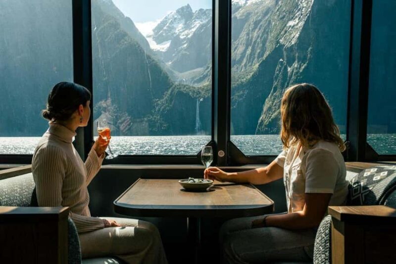 From Queenstown: Milford Sound Business Class with Cruise - The Scenic Stops and What They Offer