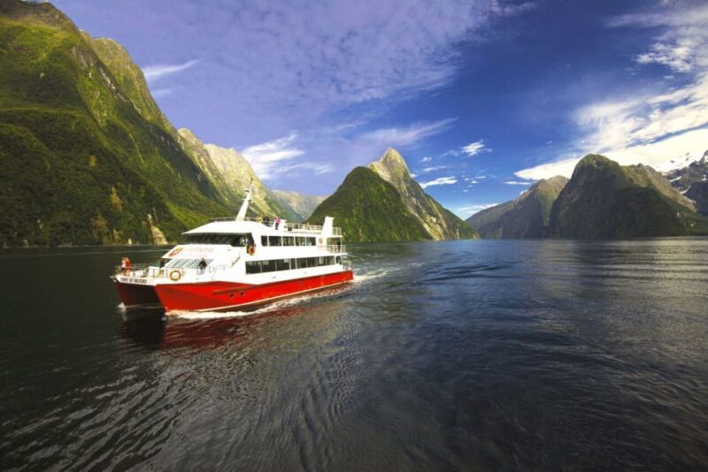 From Queenstown: Milford Sound Flight and Cruise with Lunch - Who Will Love This Tour?