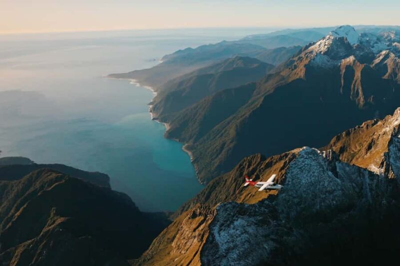 From Queenstown: Milford Sound Scenic Flight & Nature Tour - What Makes This Tour Stand Out?