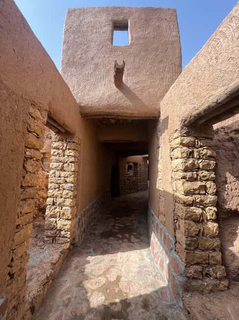 From Riyadh: Ushaiqer Heritage Village Day Trip - Key Points