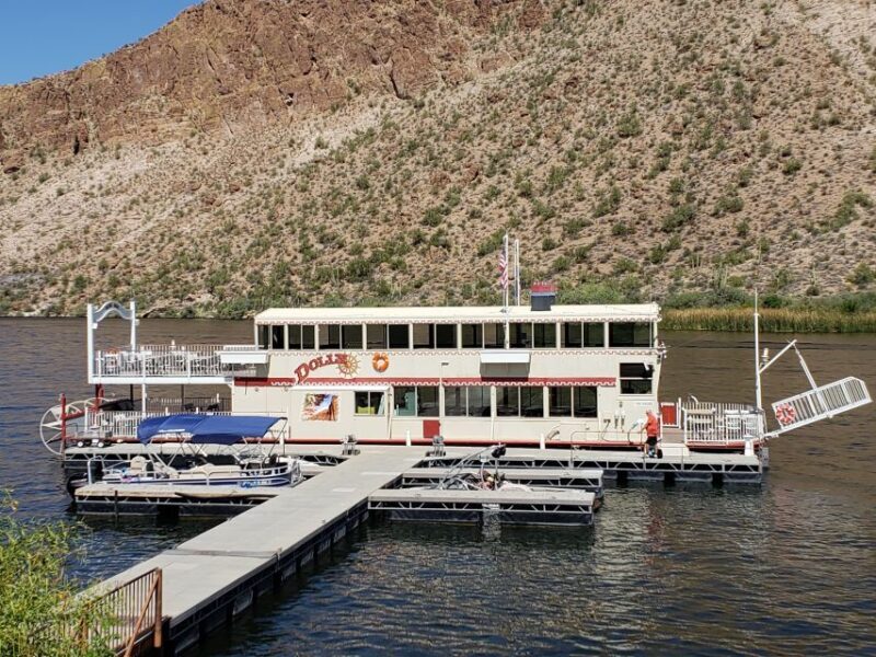 From Scottsdale/Phoenix: Apache Trail Day Tour - Exploring Tortilla Flat and the Lost Dutchman Museum