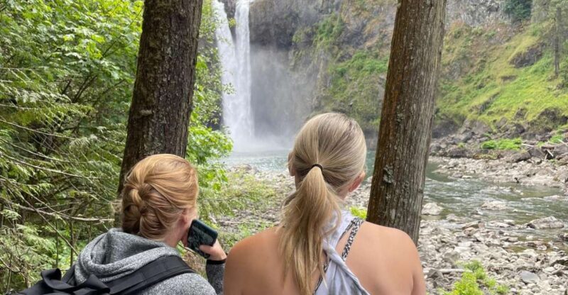 From Seattle: Snoqualmie Falls and Wineries Tour w/ Transfer - FAQ