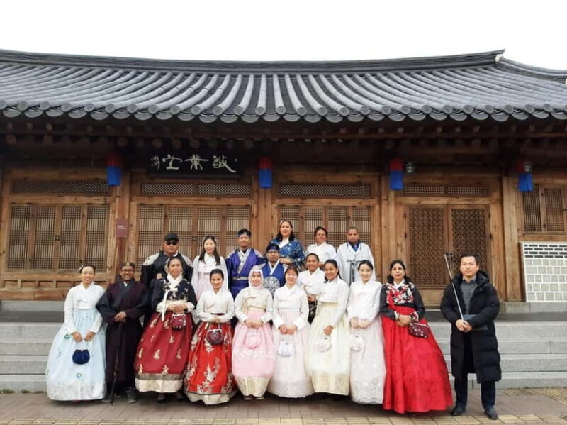 From Seoul: Jeonju Hanok Village and Maisan Tapsa Temple - An Authentic Day Out From Seoul