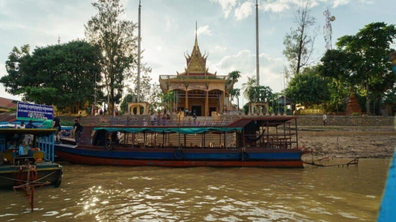 From Siem Reap: Kampong Phluk Floating Village Tour by Boat - Authenticity and Cultural Insights