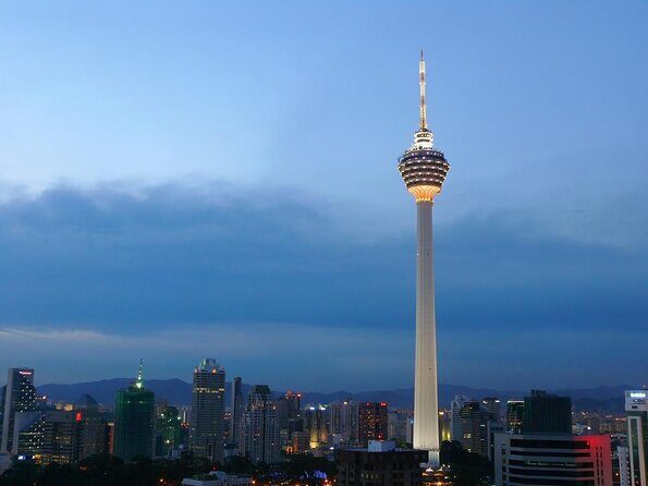From Singapore: Private Kuala Lumpur / Malacca tour + SKY DINING - Key Points