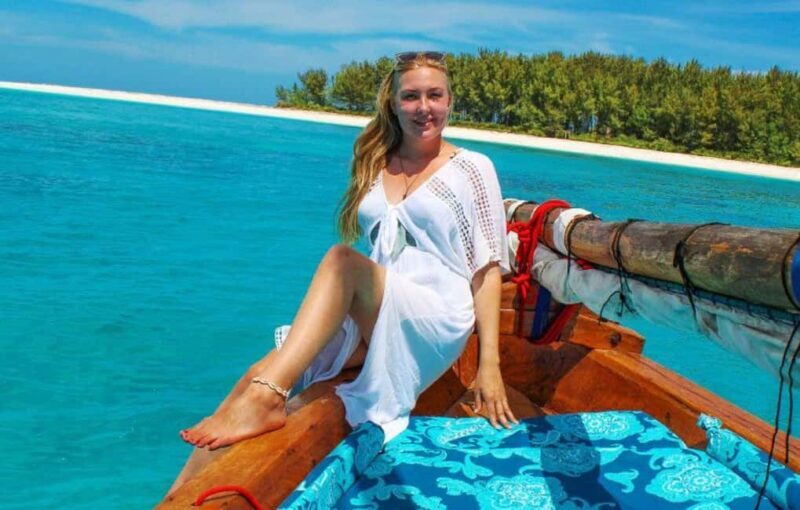 From Stone Town: Mnemba Dolphins & Snorkeling with Lunch - Who Is This Tour Best For?