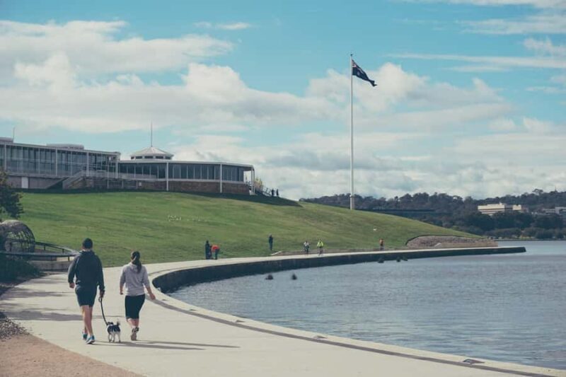 From Sydney: Canberra Day Trip with Guided Tours - Overview of the Tour Experience